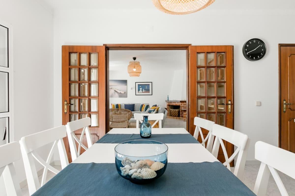 Beachfront Villa With Private Pool In Manta Rota Віла-Нова-де-Касела Екстер'єр фото