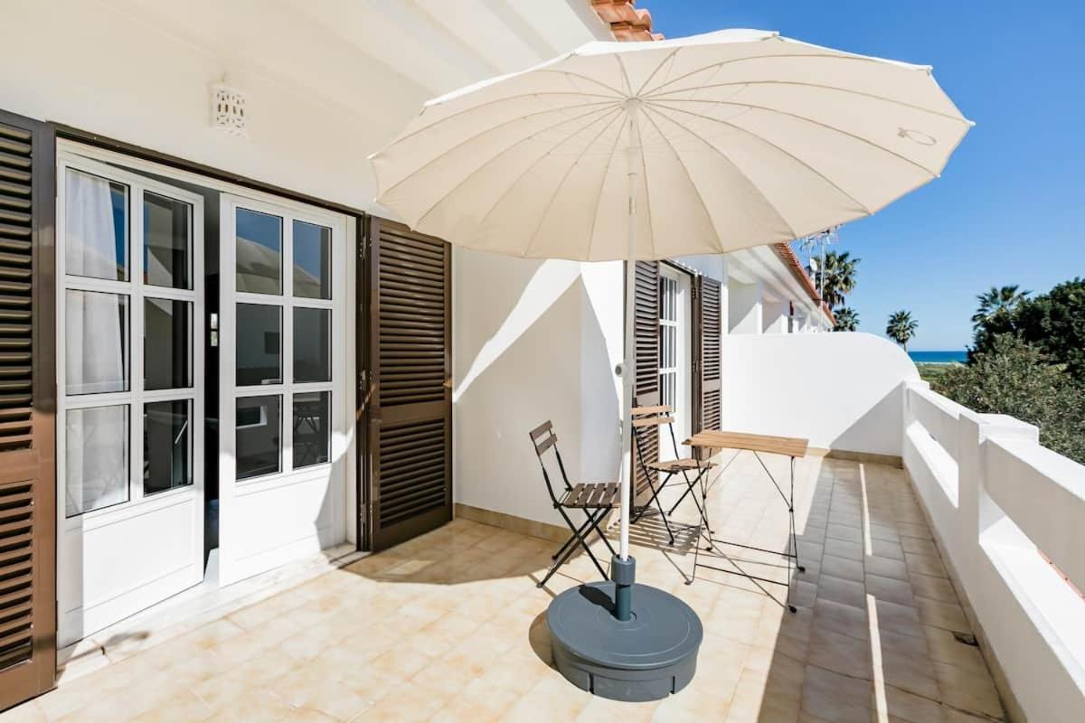 Beachfront Villa With Private Pool In Manta Rota Віла-Нова-де-Касела Екстер'єр фото